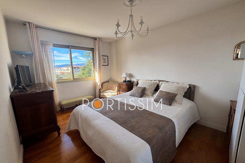 Appartement - 92 m² - 3 pièces