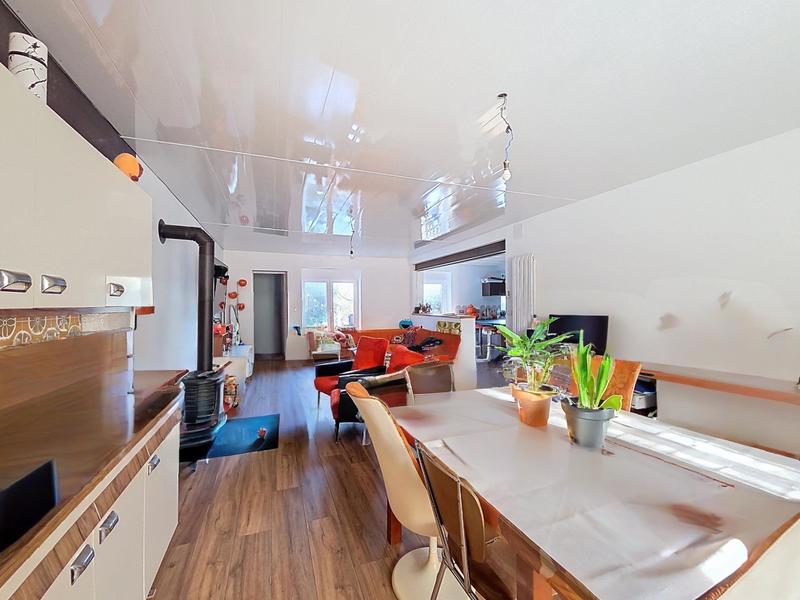 Maison - 177 m² - 7 pièces