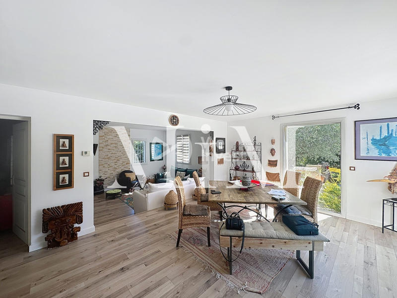 Villa - 146 m² - 5 pièces