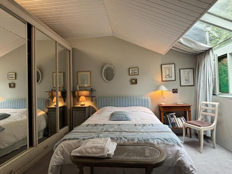 Propriété - 237 m² - 11 pièces