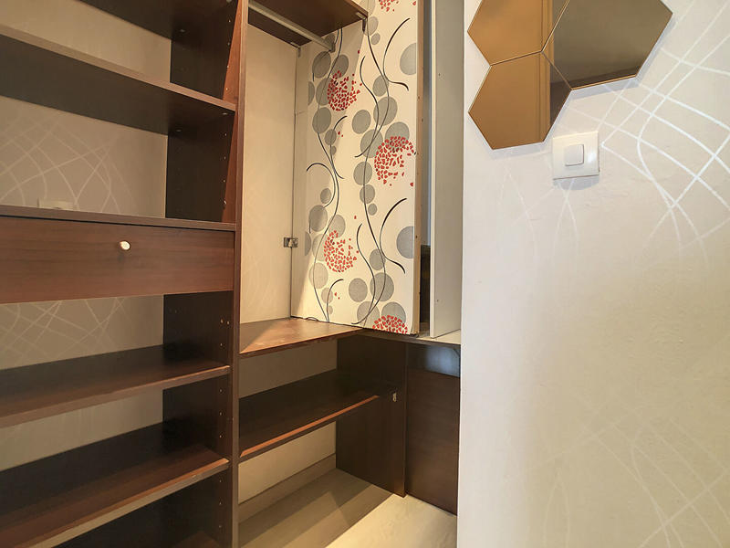 Appartement - 81 m² - 5 pièces