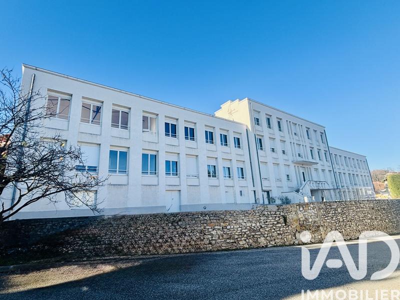 Appartement - 95 m² - 3 pièces