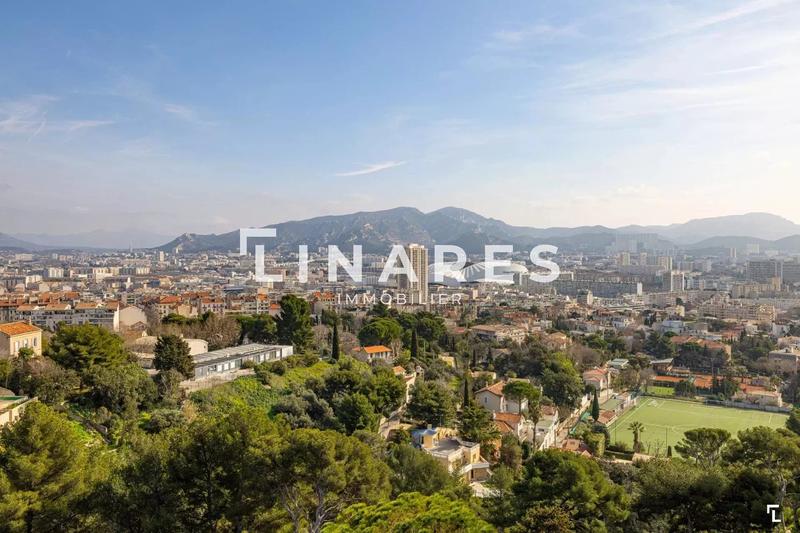 Appartement - 95 m² - 4 pièces