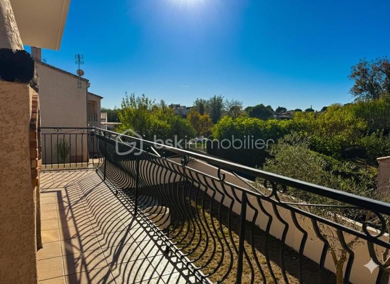 Maison traditionnelle - 175 m² - 7 pièces