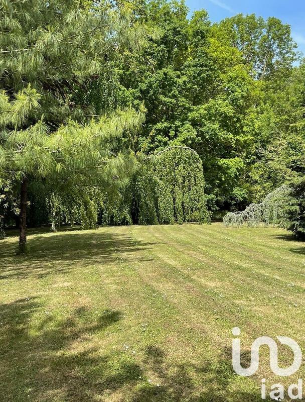 Maison - 180 m² - 7 pièces