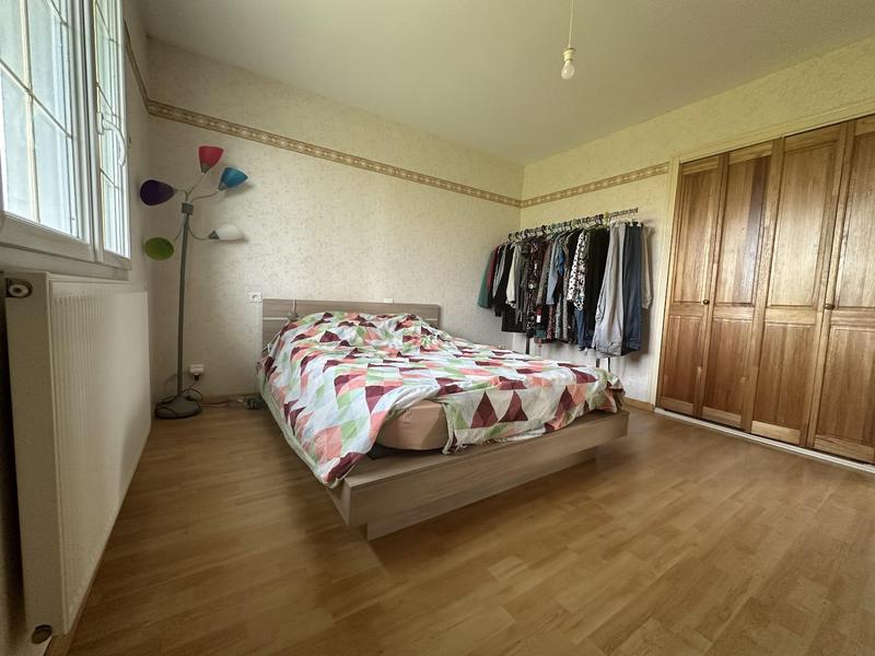 Maison - 212 m² - 8 pièces