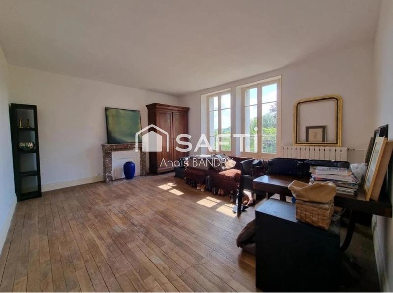 Maison de maîtres - 320 m² - 8 pièces