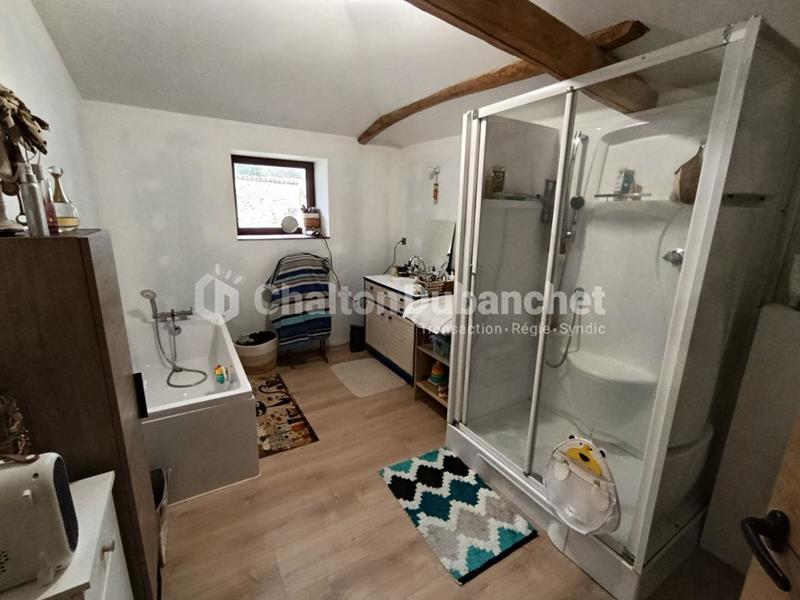 Corps de ferme - 208 m² - 7 pièces