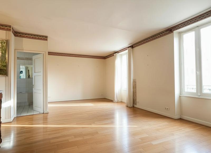 Appartement - 104 m² - 5 pièces