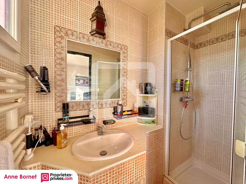 Maison - 97 m² - 5 pièces