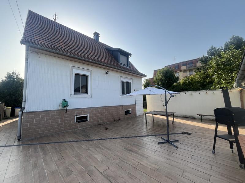 Maison - 108 m² - 6 pièces