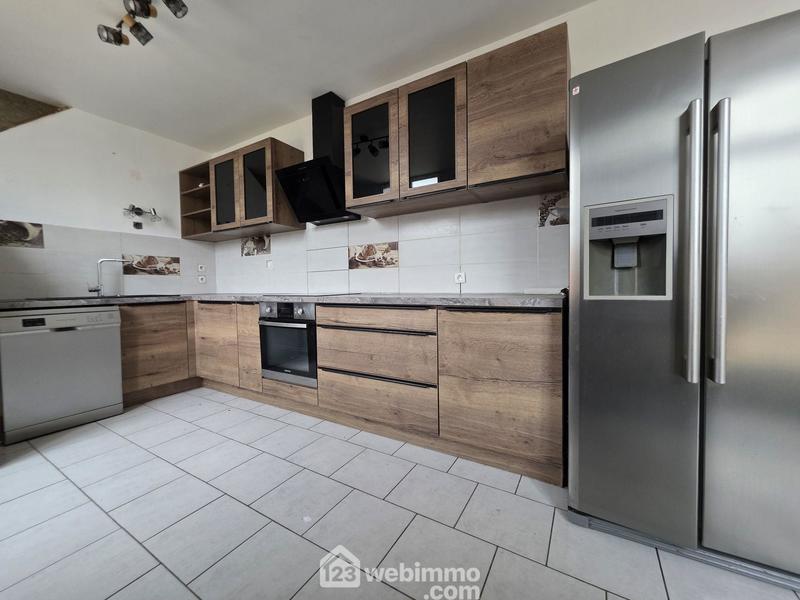 Maison - 95 m² - 5 pièces
