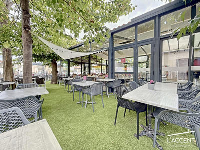 Fonds de commerce - Hôtellerie / Restauration - 261 m²