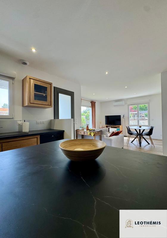 Maison - 65 m² - 3 pièces