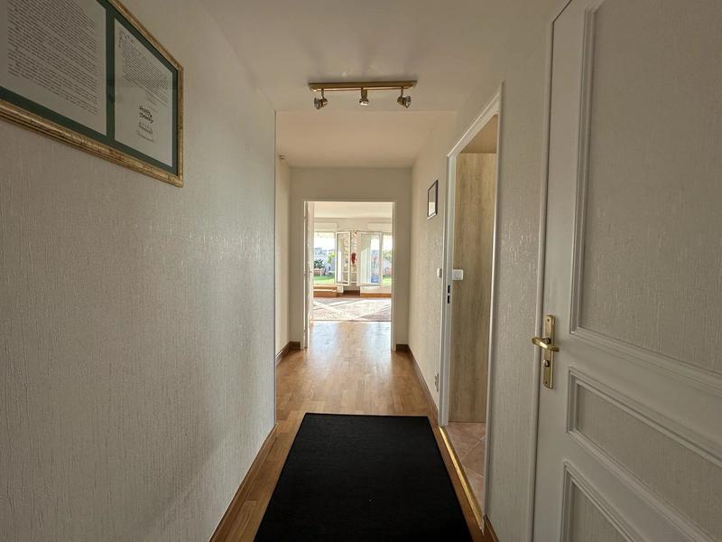 Appartement - 102 m² - 5 pièces