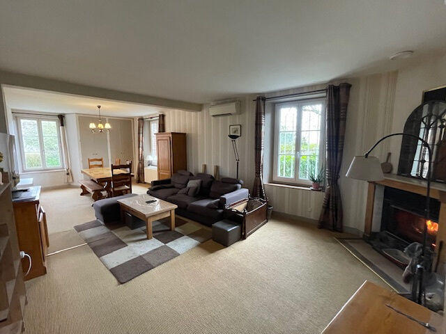 Maison - 158 m² - 6 pièces