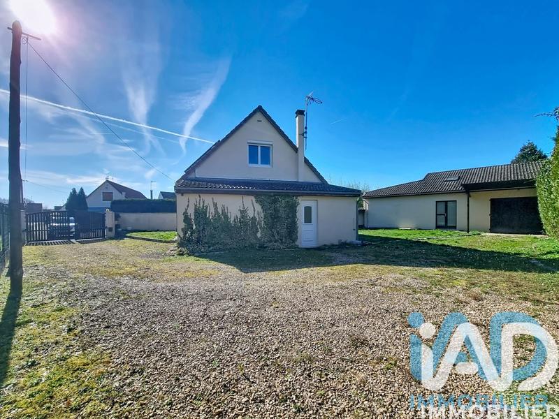 Maison - 95 m² - 5 pièces