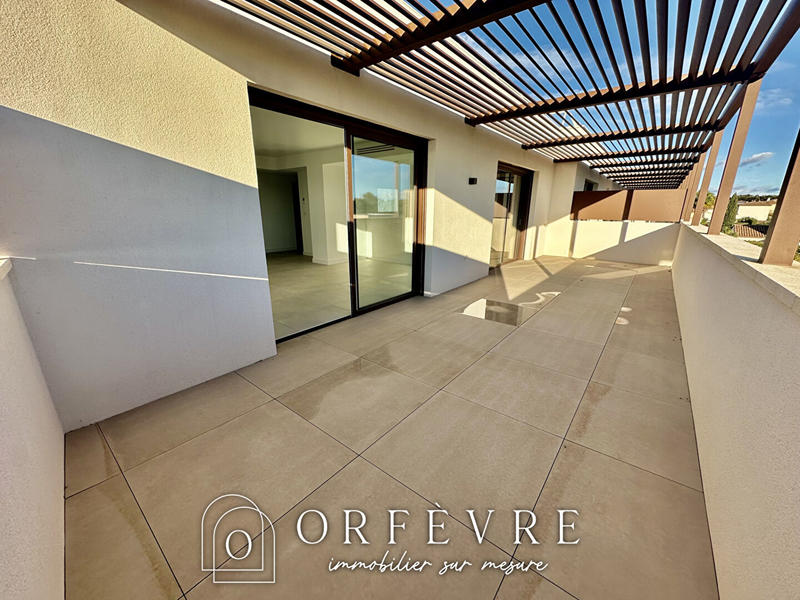 Appartement - 90 m² - 3 pièces