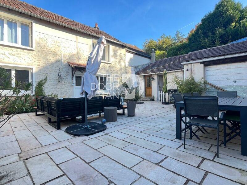 Maison - 154 m² - 6 pièces