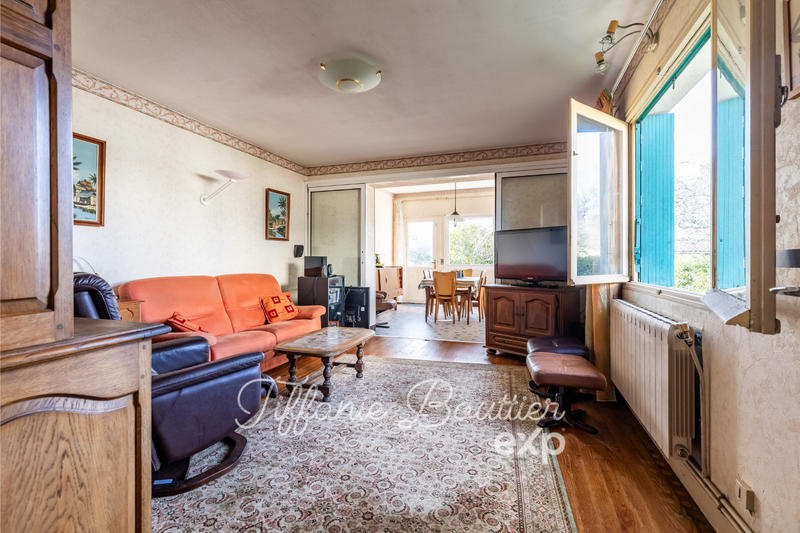 Maison traditionnelle - 93 m² - 5 pièces