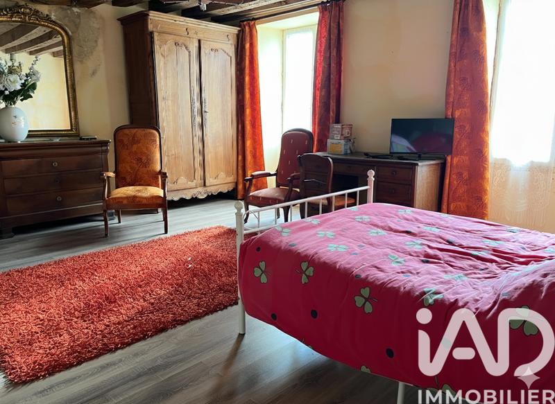 Maison - 202 m² - 8 pièces