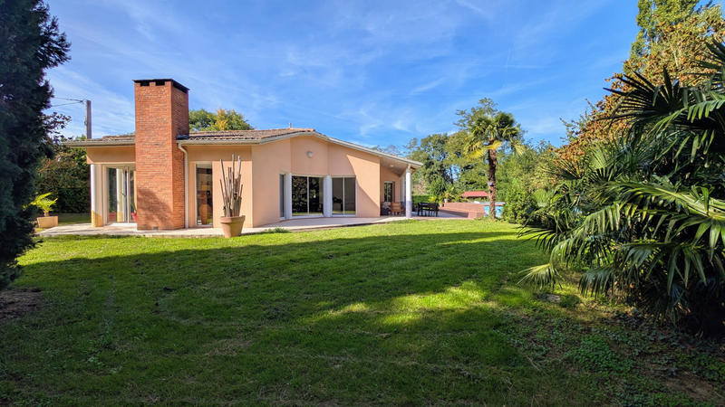 Maison - 193 m² - 6 pièces