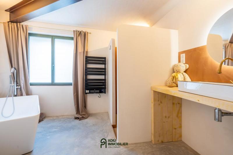 Maison de village - 111 m² - 5 pièces