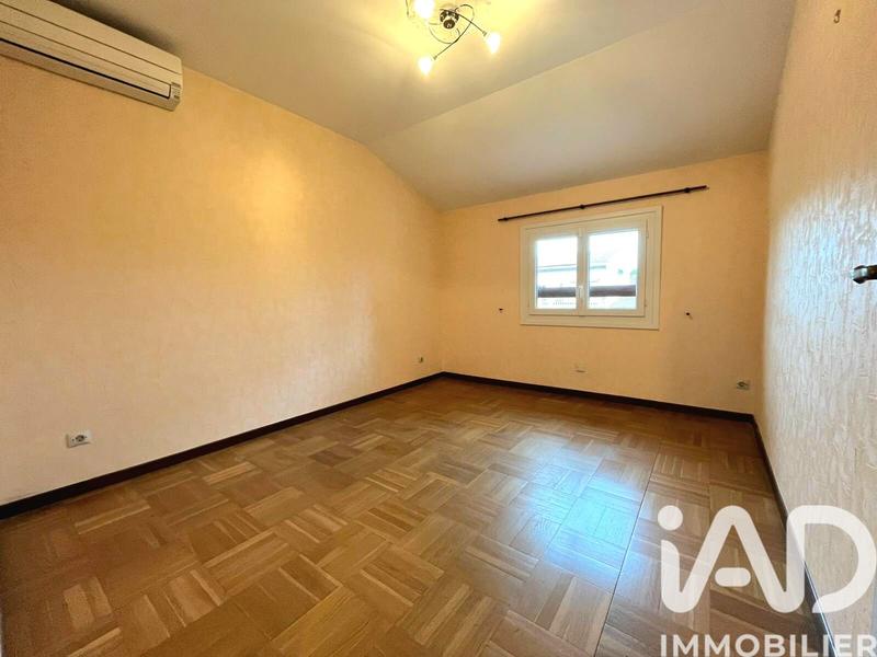 Maison - 99 m² - 5 pièces