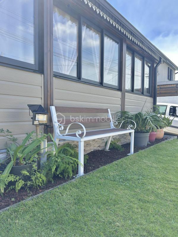 Maison - 110 m² - 4 pièces