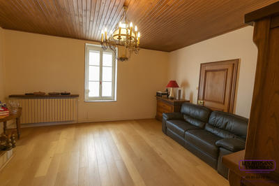 Maison ancienne - 180 m² - 7 pièces