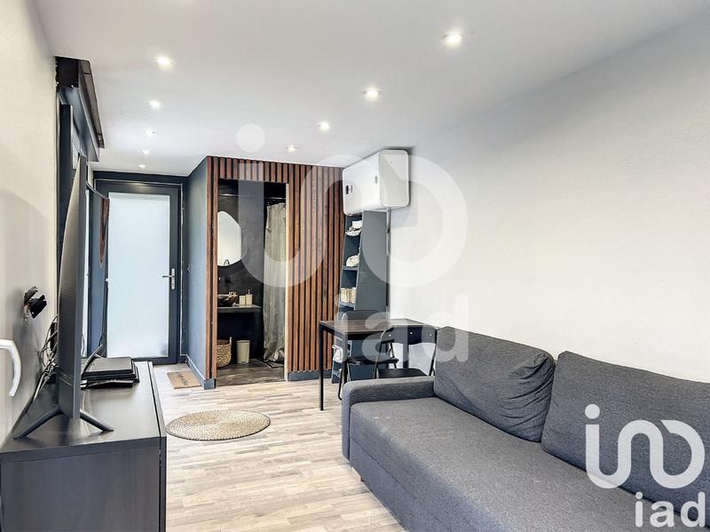 Maison - 256 m² - 9 pièces