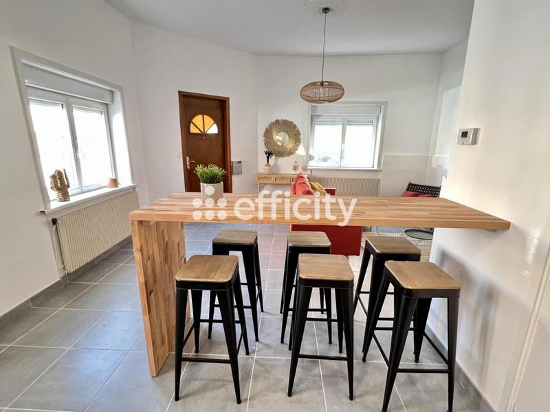 Immeuble - 109 m² - 6 pièces