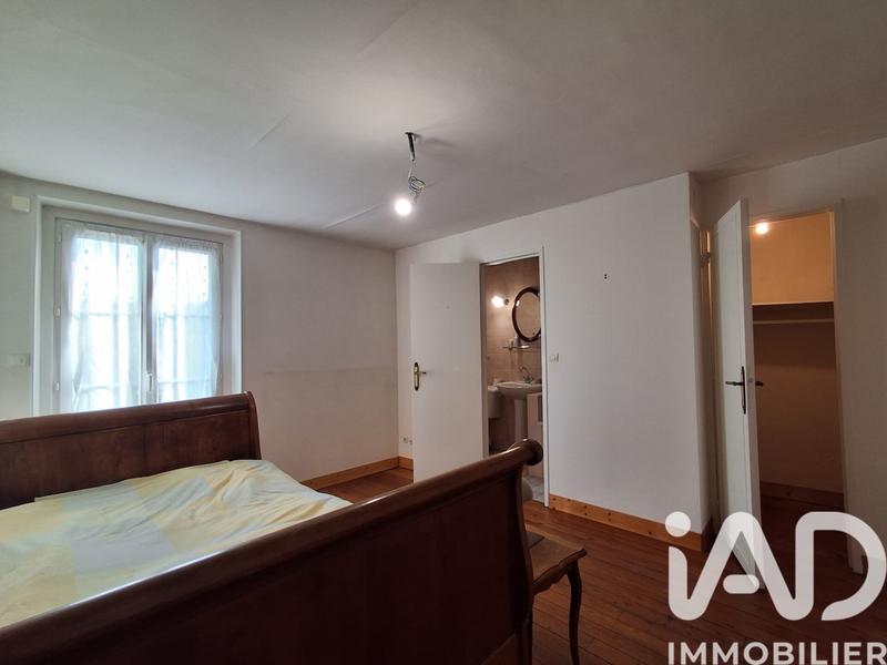 Maison - 137 m² - 6 pièces