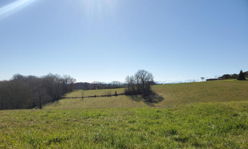 Terrain constructible - 9 010 m²