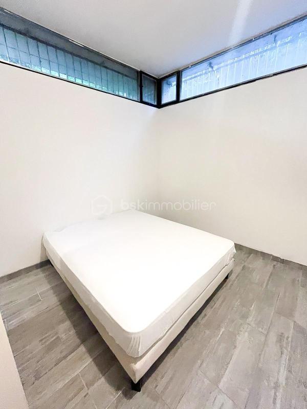 Loft - 83 m² - 3 pièces