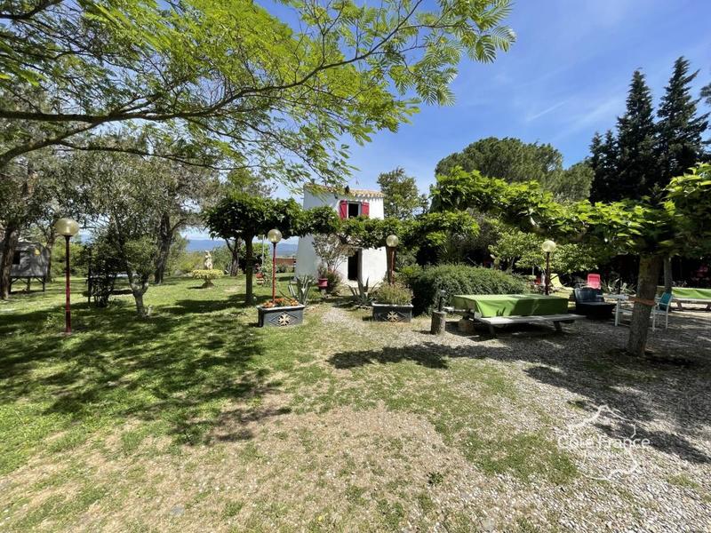 Local d'activité / Entrepôt - 380 m²