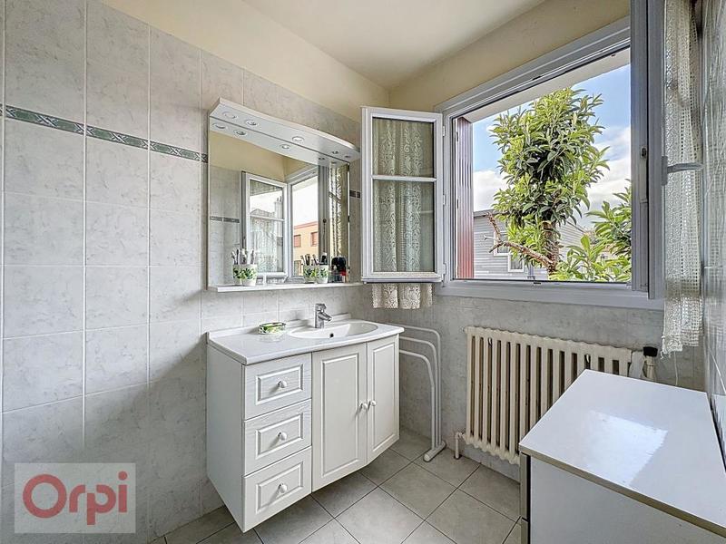 Pavillon - 144 m² - 6 pièces