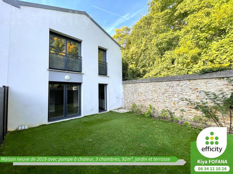 Maison - 92 m² - 4 pièces