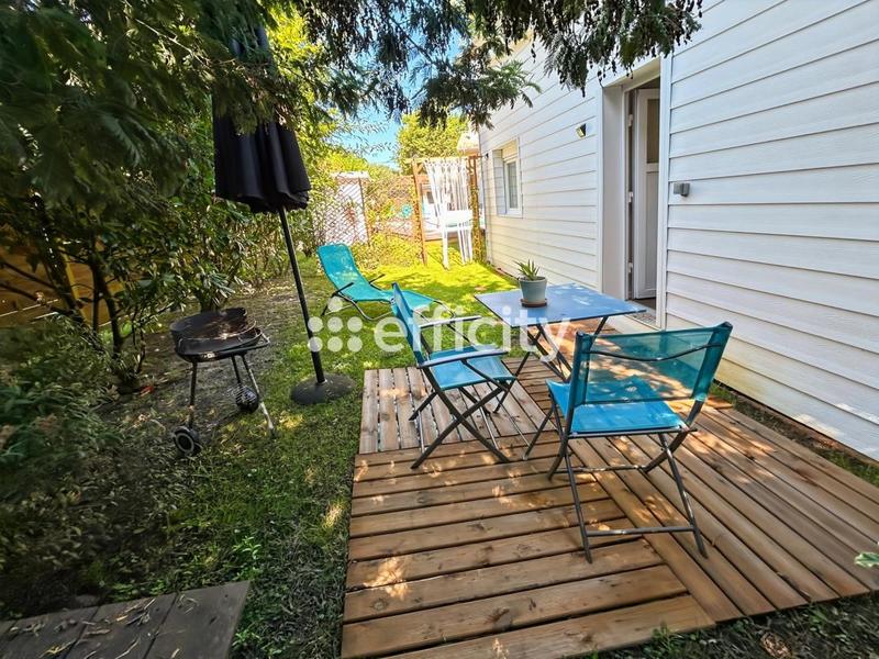 Propriété - 280 m² - 14 pièces