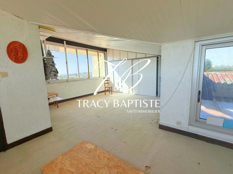 Maison - 334 m² - 9 pièces