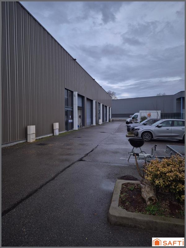 Local commercial - 270 m² - 3 pièces