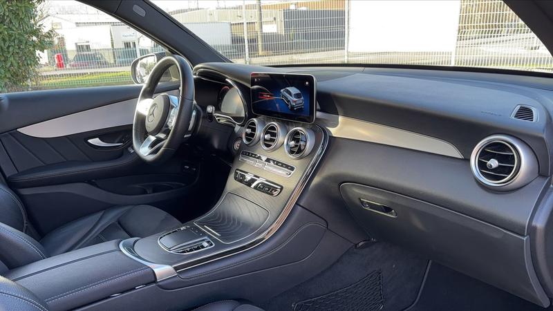 Mercedes classe glc II 300 e 320 Eq Power 4Matic 9g-Tronic Amg Line - Automatique Entretien constructeur