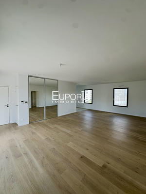 Appartement - 127 m² - 4 pièces