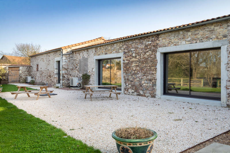 Maison - 478 m² - 10 pièces