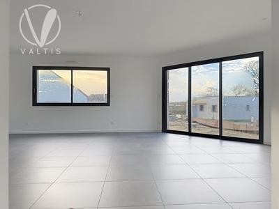 Maison - 97 m² - 4 pièces