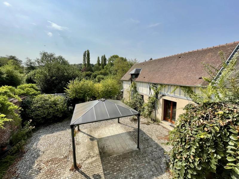 Maison - 223 m² - 7 pièces