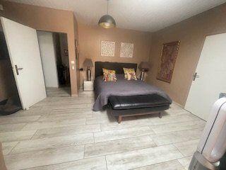 Maison - 229 m² - 6 pièces