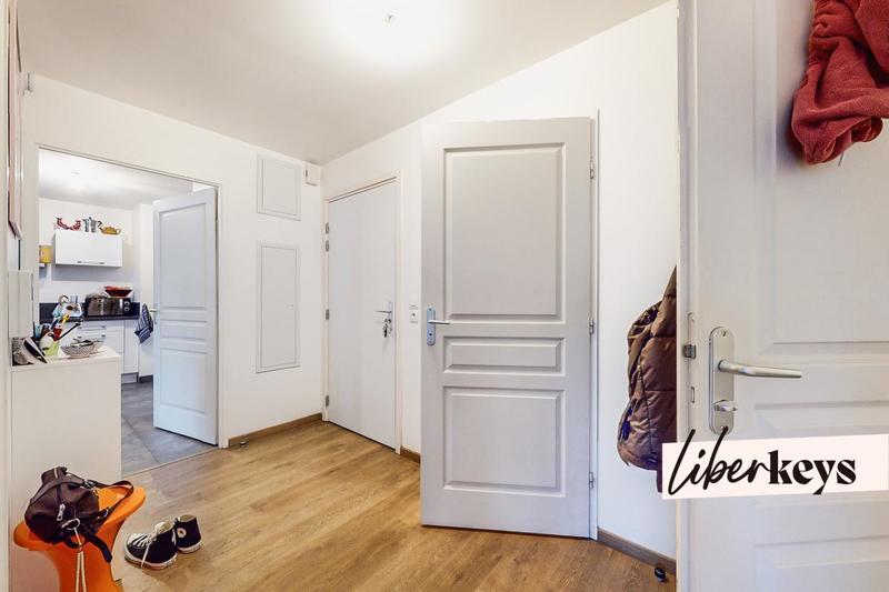 Appartement - 5 m² - 3 pièces