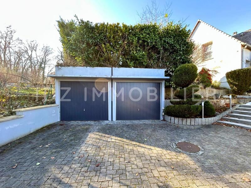 Villa - 251 m² - 6 pièces