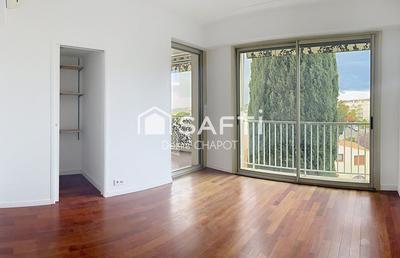 Appartement - 89 m² - 3 pièces